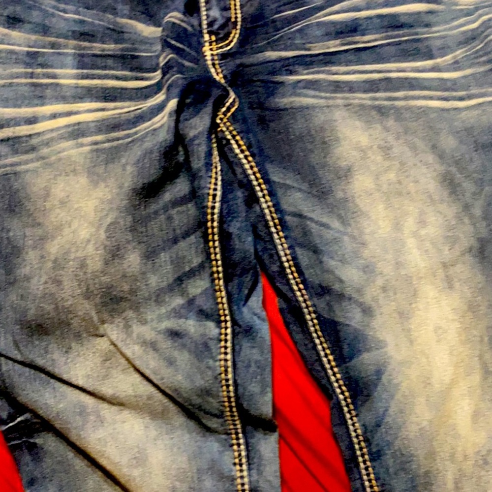 Ariya jeans